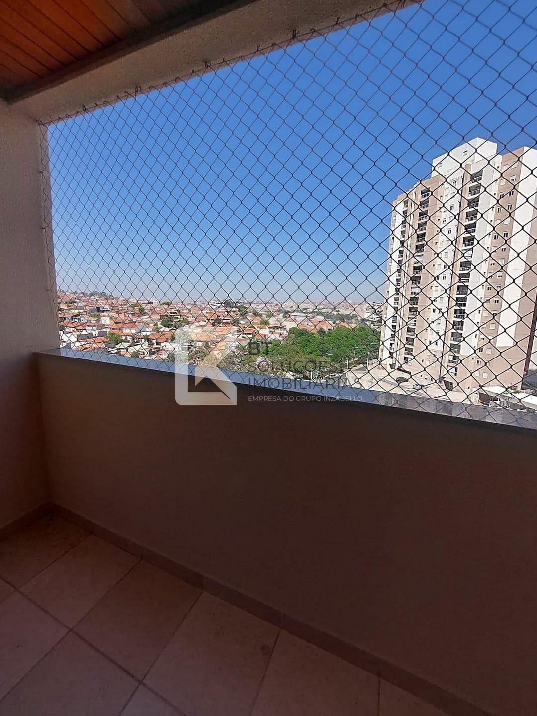 Apartamento para alugar com 3 quartos, 93m² - Foto 1