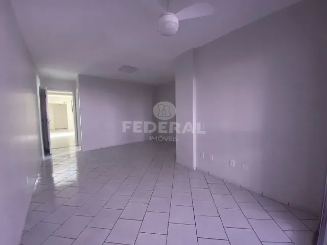Apartamento 3 quartos e 2 banheiros, para alugar, no bairro Setor Bela Vista em Goiânia