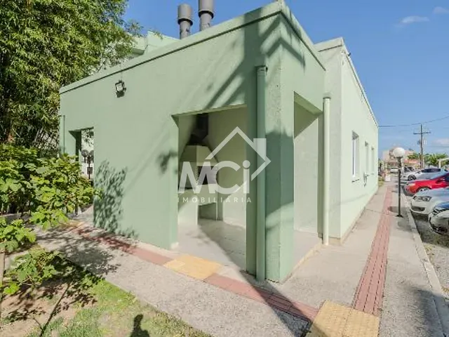 Apartamento com 62m² 3 quartos e 1 banheiro, à venda, no bairro Umuharama em Pelotas