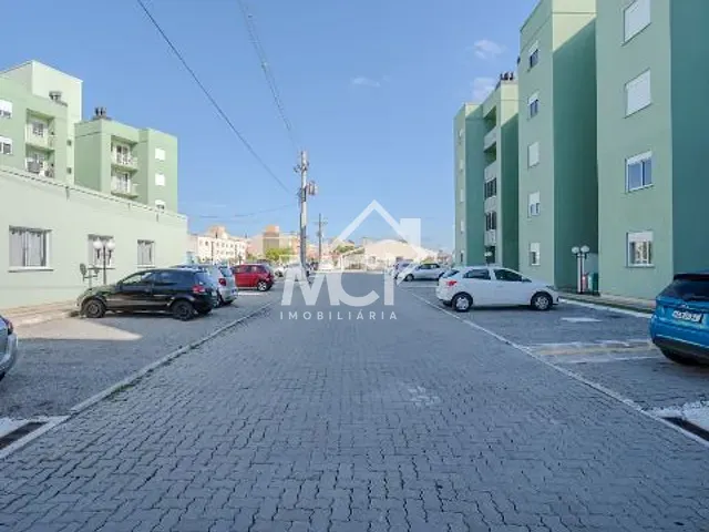 Apartamento com 62m² 3 quartos e 1 banheiro, à venda, no bairro Umuharama em Pelotas