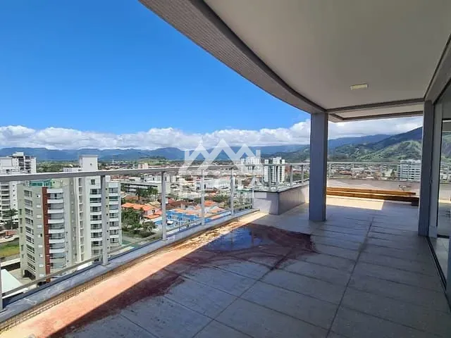 Apartamento com 280m² 4 quartos e 2 banheiros, à venda, no bairro Indaiá em Caraguatatuba