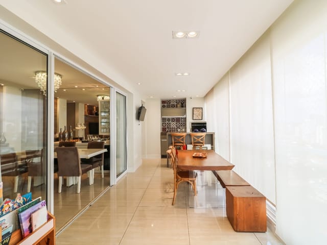 Apartamento com 134m² 3 quartos e 4 banheiros, à venda, no bairro Cidade Monções em São Paulo