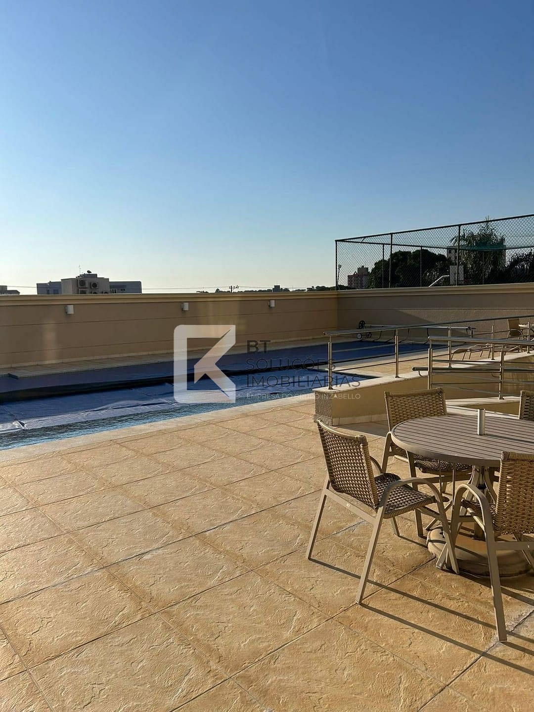 Apartamento para alugar com 2 quartos, 142m² - Foto 45