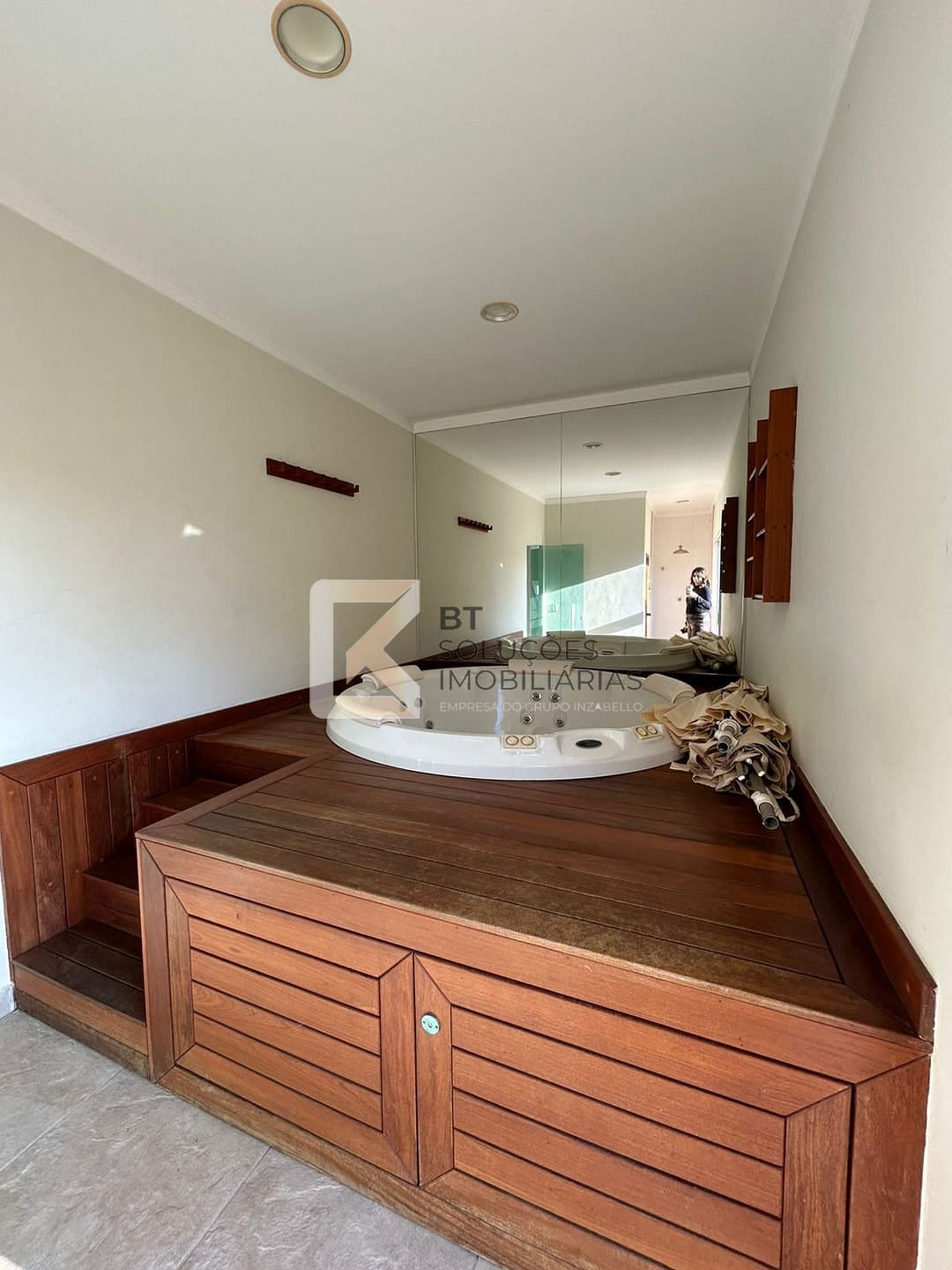 Apartamento para alugar com 2 quartos, 142m² - Foto 43
