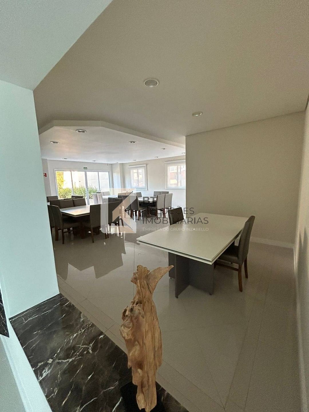 Apartamento para alugar com 2 quartos, 142m² - Foto 9