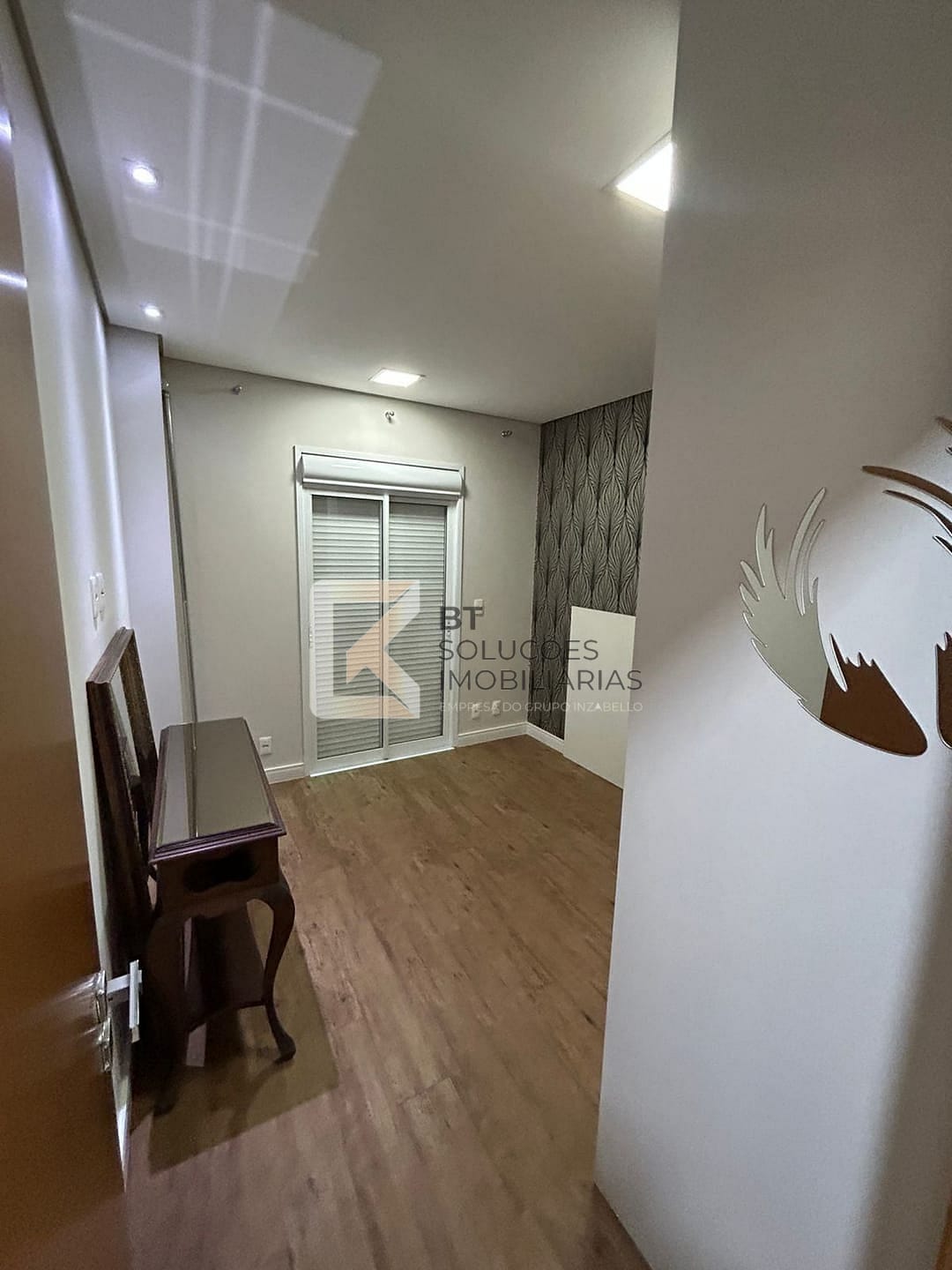 Apartamento para alugar com 2 quartos, 142m² - Foto 28