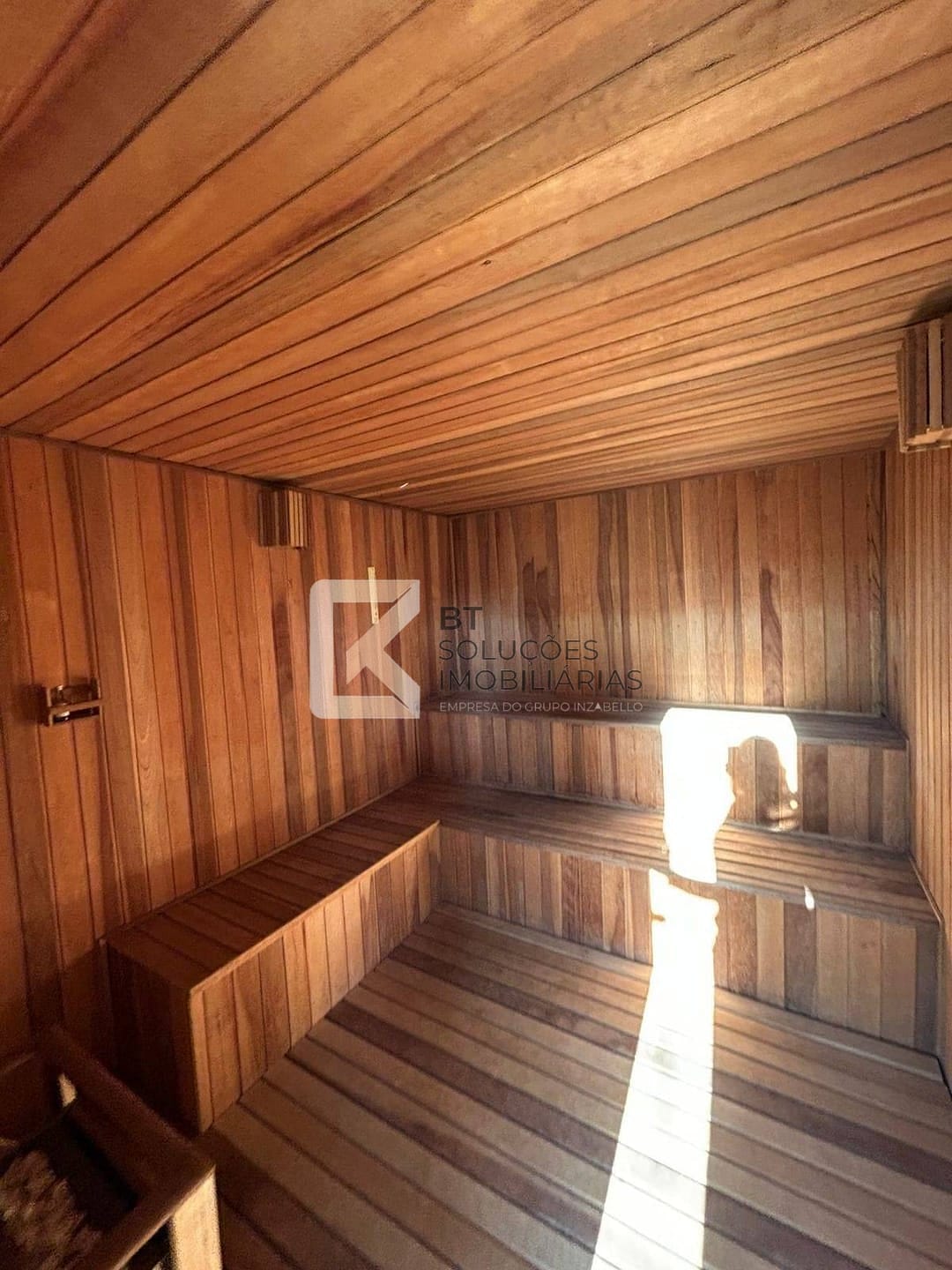 Apartamento para alugar com 2 quartos, 142m² - Foto 42