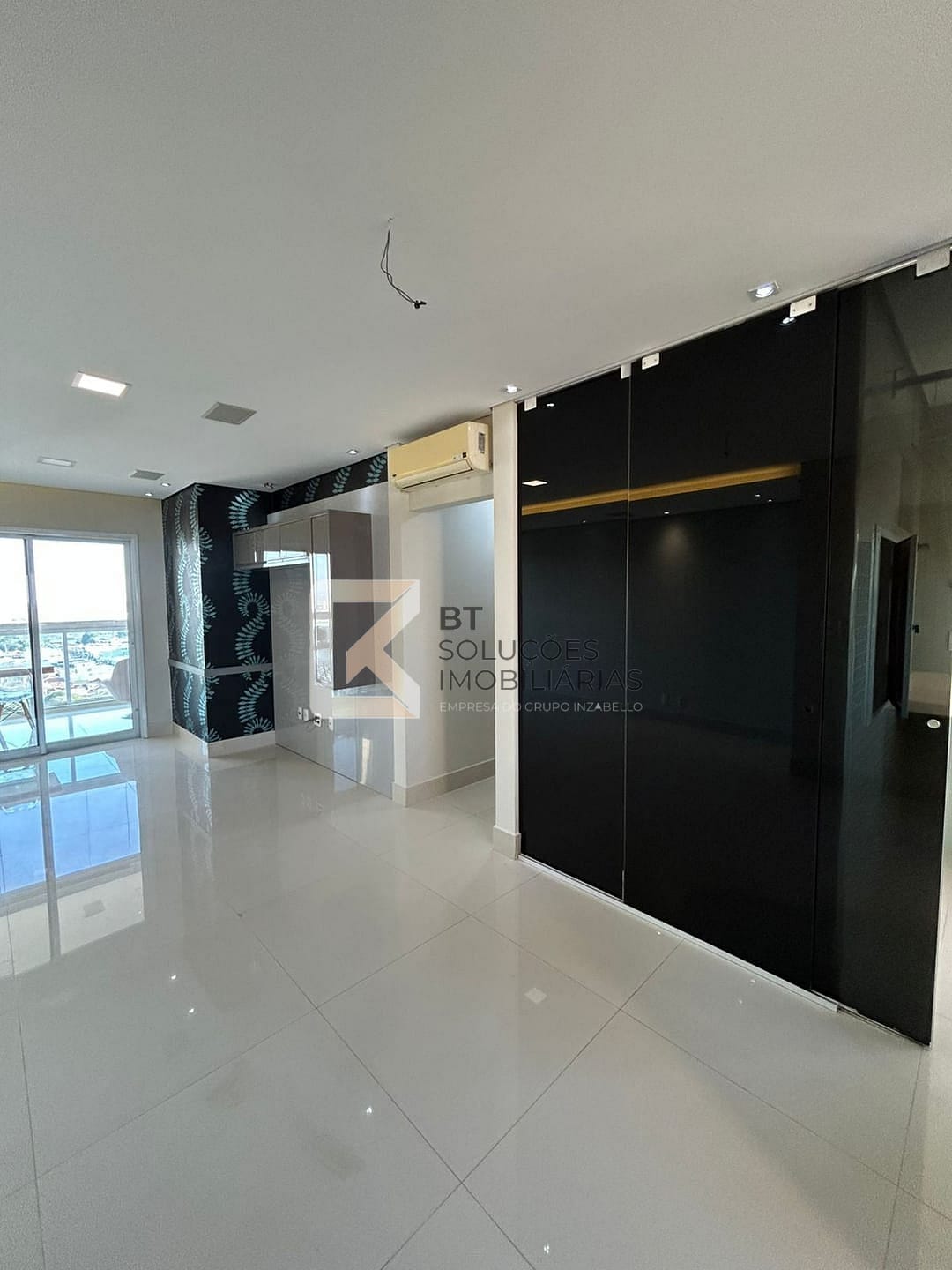 Apartamento para alugar com 2 quartos, 142m² - Foto 10