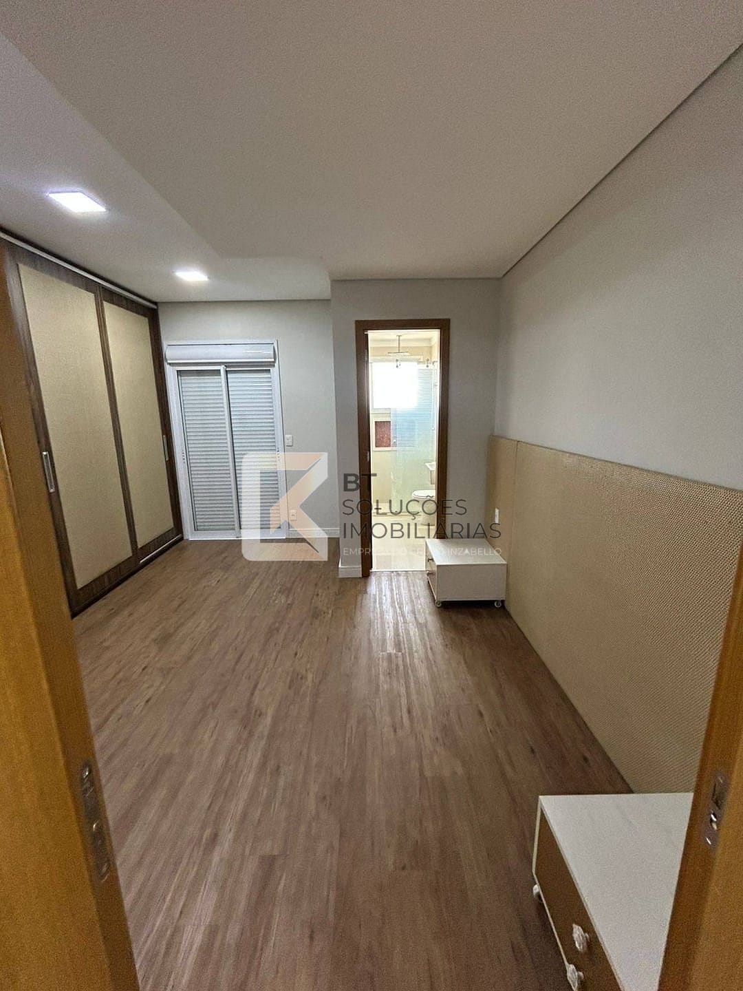 Apartamento para alugar com 2 quartos, 142m² - Foto 20