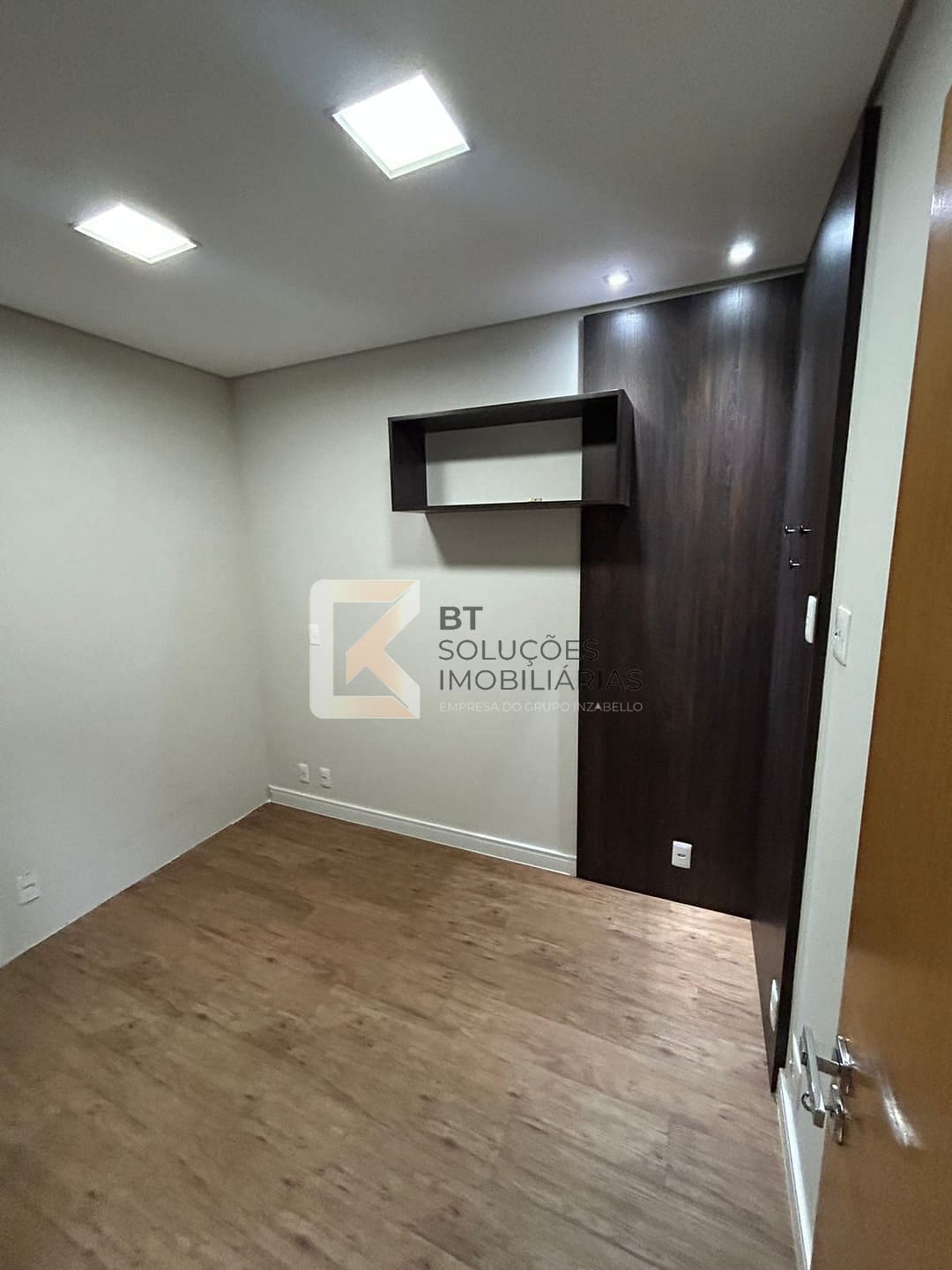 Apartamento para alugar com 2 quartos, 142m² - Foto 13