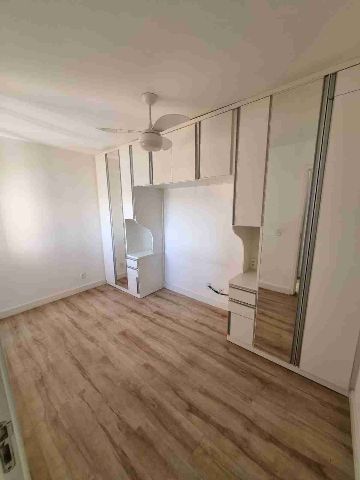 Apartamento 2 quartos e 1 banheiro, para alugar, no bairro Loteamento Industrial Água Preta em Pindamonhangaba