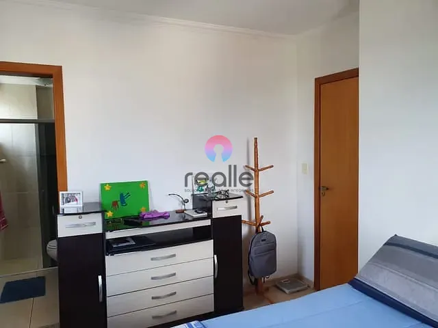 Apartamento com 390m² 3 quartos e 1 banheiro, à venda, no bairro Serrano em Belo Horizonte