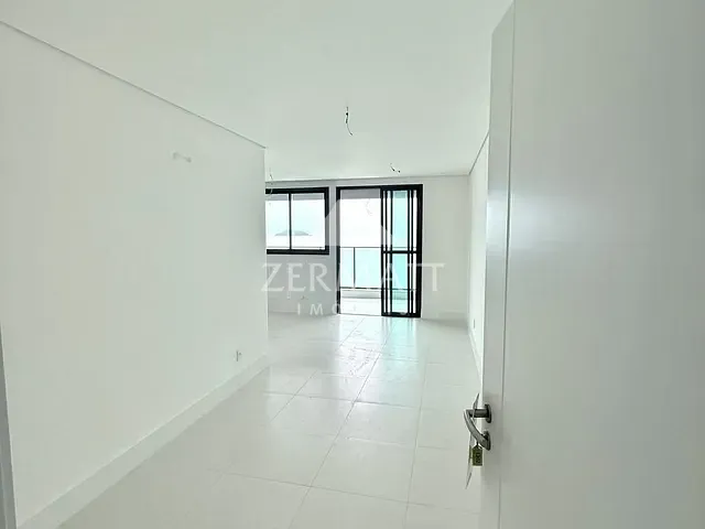 Apartamento com 163m² 3 quartos e 2 banheiros, à venda, no bairro Armação em Penha