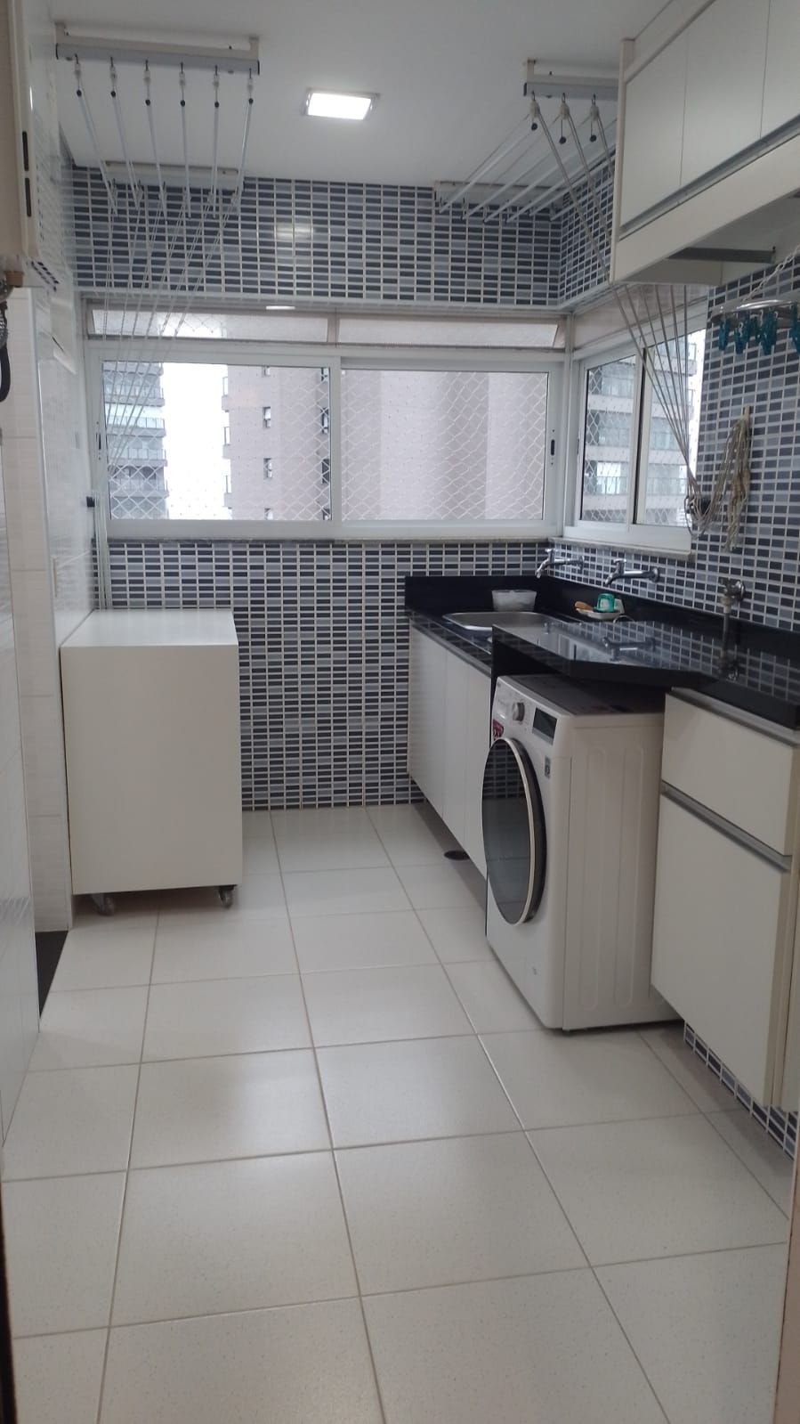 Apartamento à venda com 4 quartos, 224m² - Foto 11