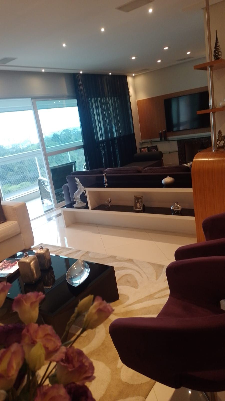 Apartamento à venda com 4 quartos, 224m² - Foto 9