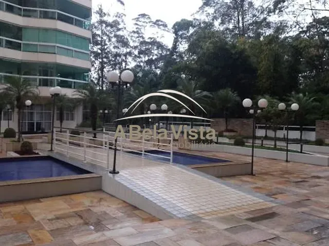 Apartamento 4 quartos e 5 banheiros, à venda, no bairro Umuarama em Osasco