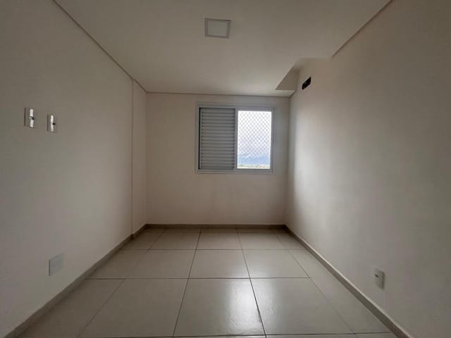 Apartamento 2 quartos e 2 banheiros, à venda, no bairro Centro em Bertioga