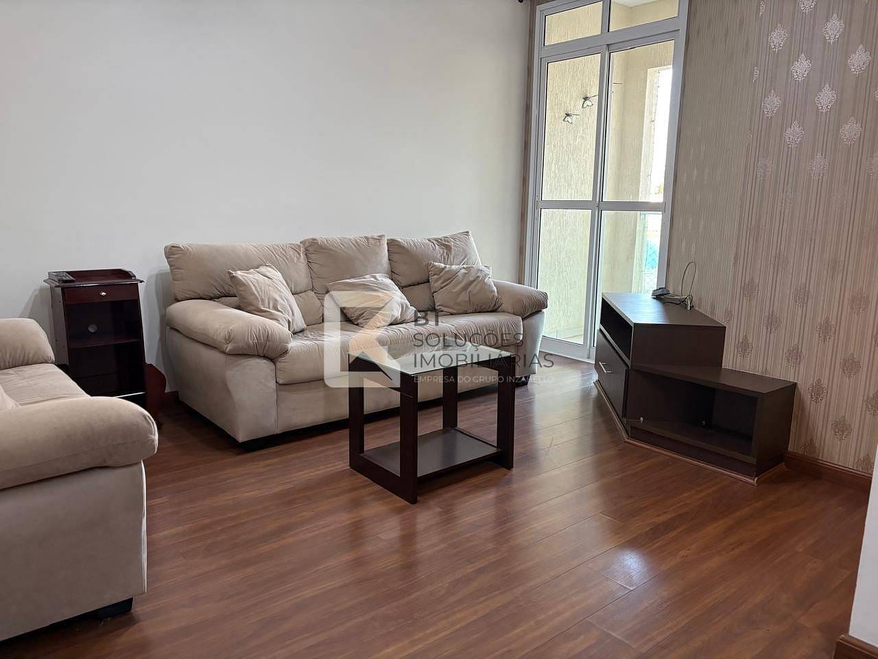Apartamento para alugar com 2 quartos, 77m² - Foto 1