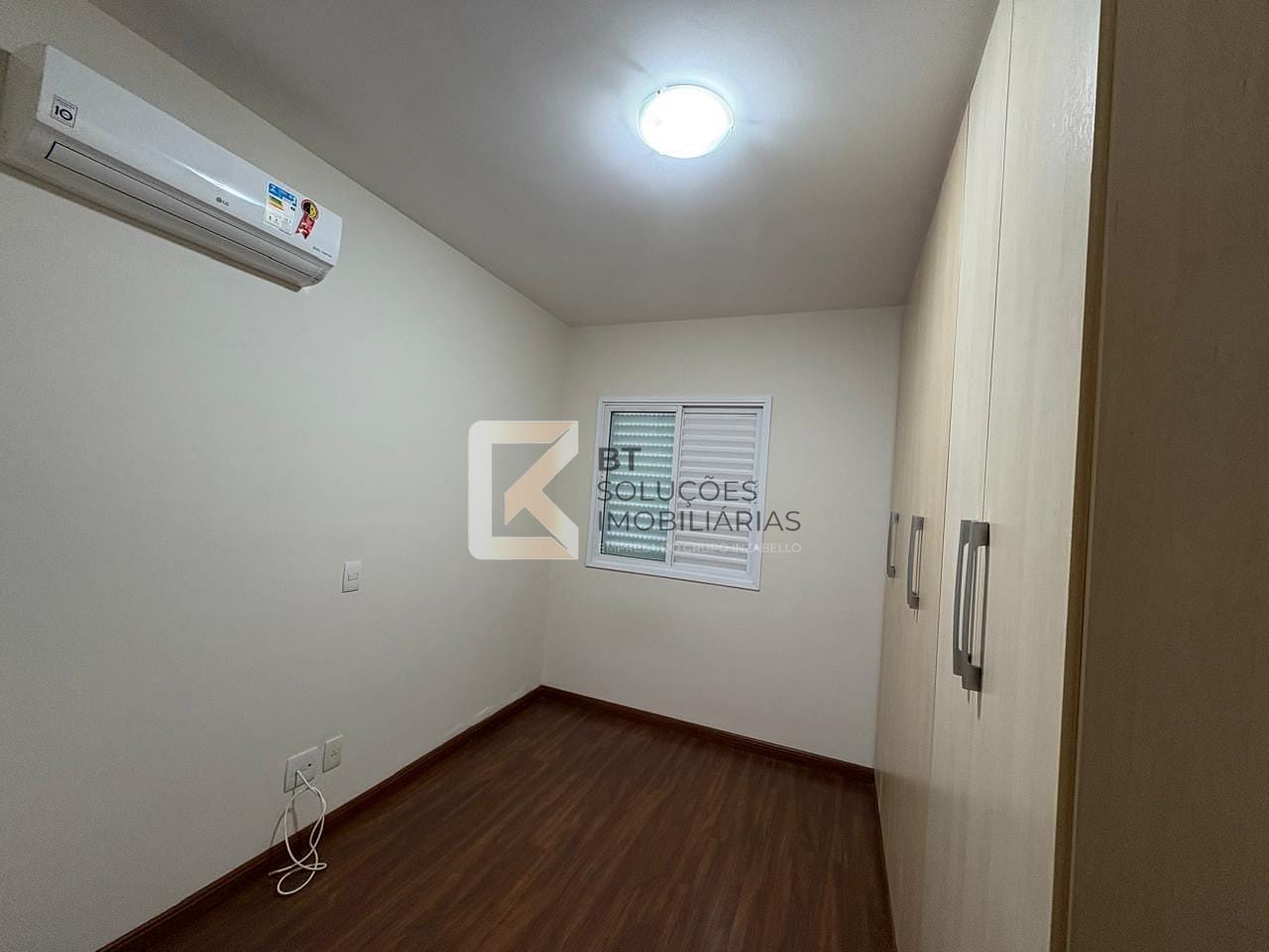 Apartamento para alugar com 2 quartos, 77m² - Foto 5