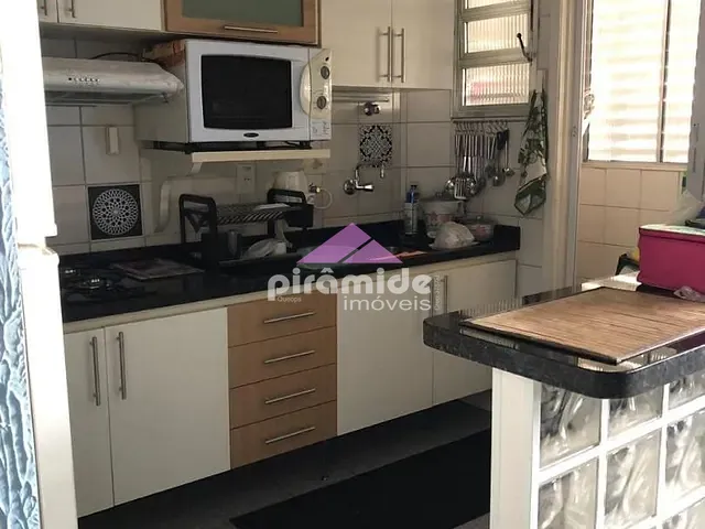 Apartamento com 65m² 2 quartos e 1 banheiro, à venda, no bairro Luz em São Paulo