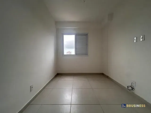 Apartamento 2 quartos e 2 banheiros, à venda, no bairro Centro em Bertioga