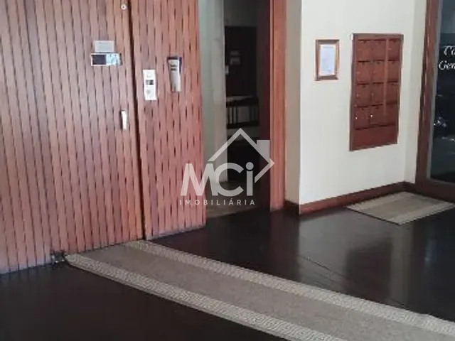 Apartamento 3 quartos e 2 banheiros, à venda, no bairro Centro em Pelotas