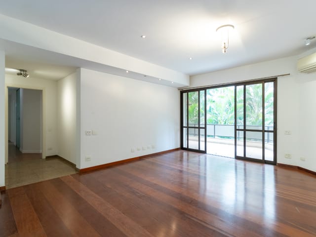 Apartamento com 197m² 3 quartos e 5 banheiros, à venda, no bairro Itaim Bibi em São Paulo