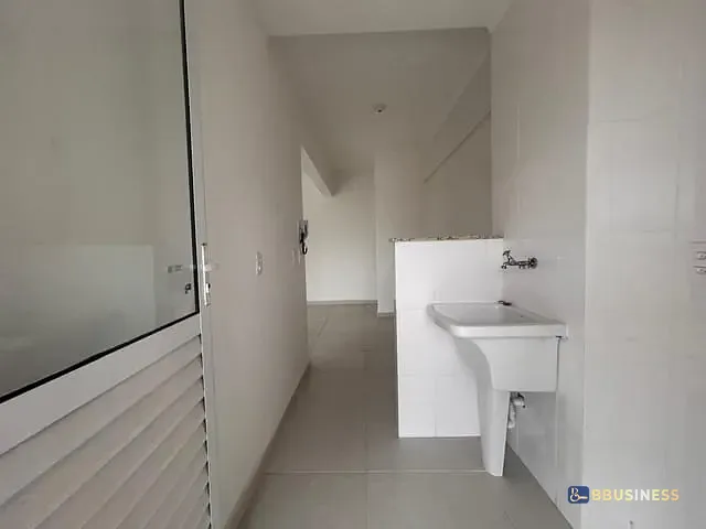 Apartamento 2 quartos e 2 banheiros, à venda, no bairro Centro em Bertioga