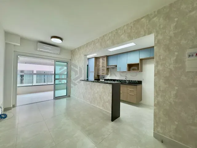 Apartamento 2 quartos e 2 banheiros, à venda, no bairro Jardim Astúrias em Guarujá