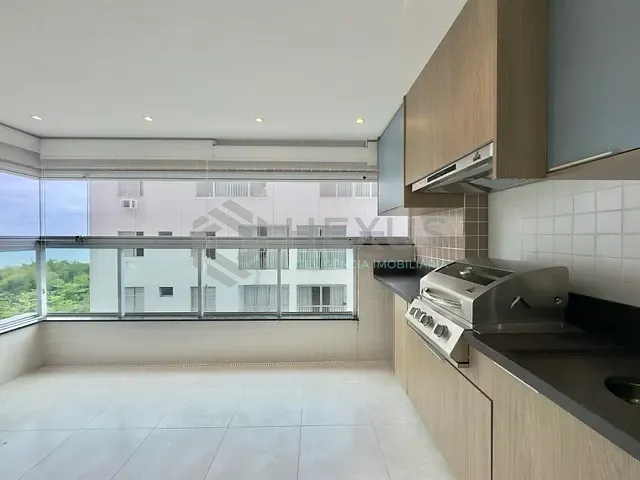 Apartamento 2 quartos e 2 banheiros, à venda, no bairro Jardim Astúrias em Guarujá