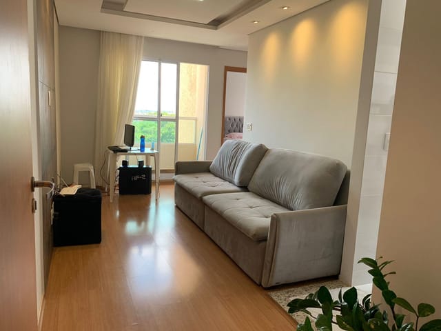 Apartamento 2 quartos e 1 banheiro, à venda, no bairro Cidade Industrial 2 em Londrina