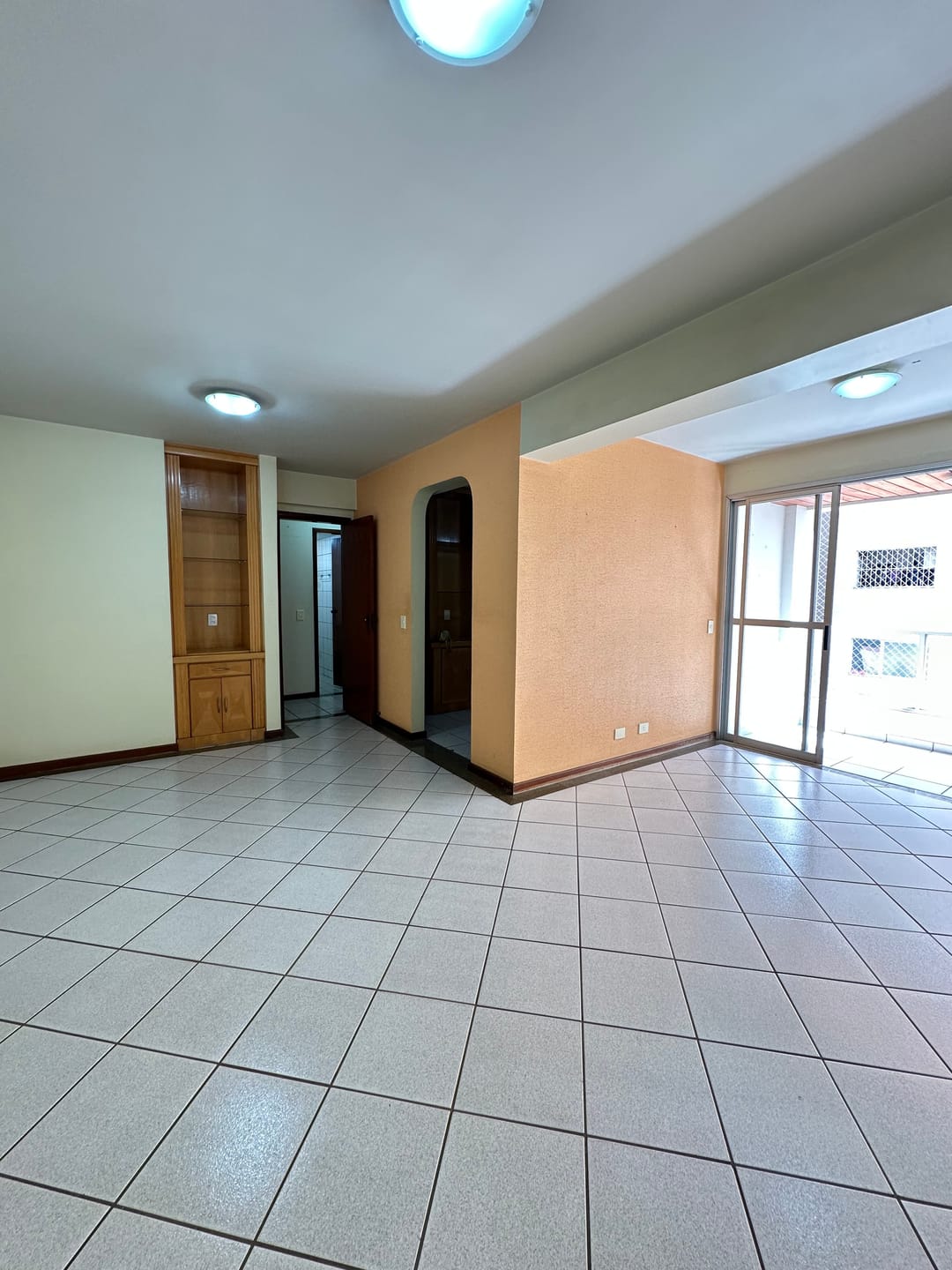 Apartamento à venda com 108 m2, 2 quartos, no Setor Oeste, Goiânia, GO