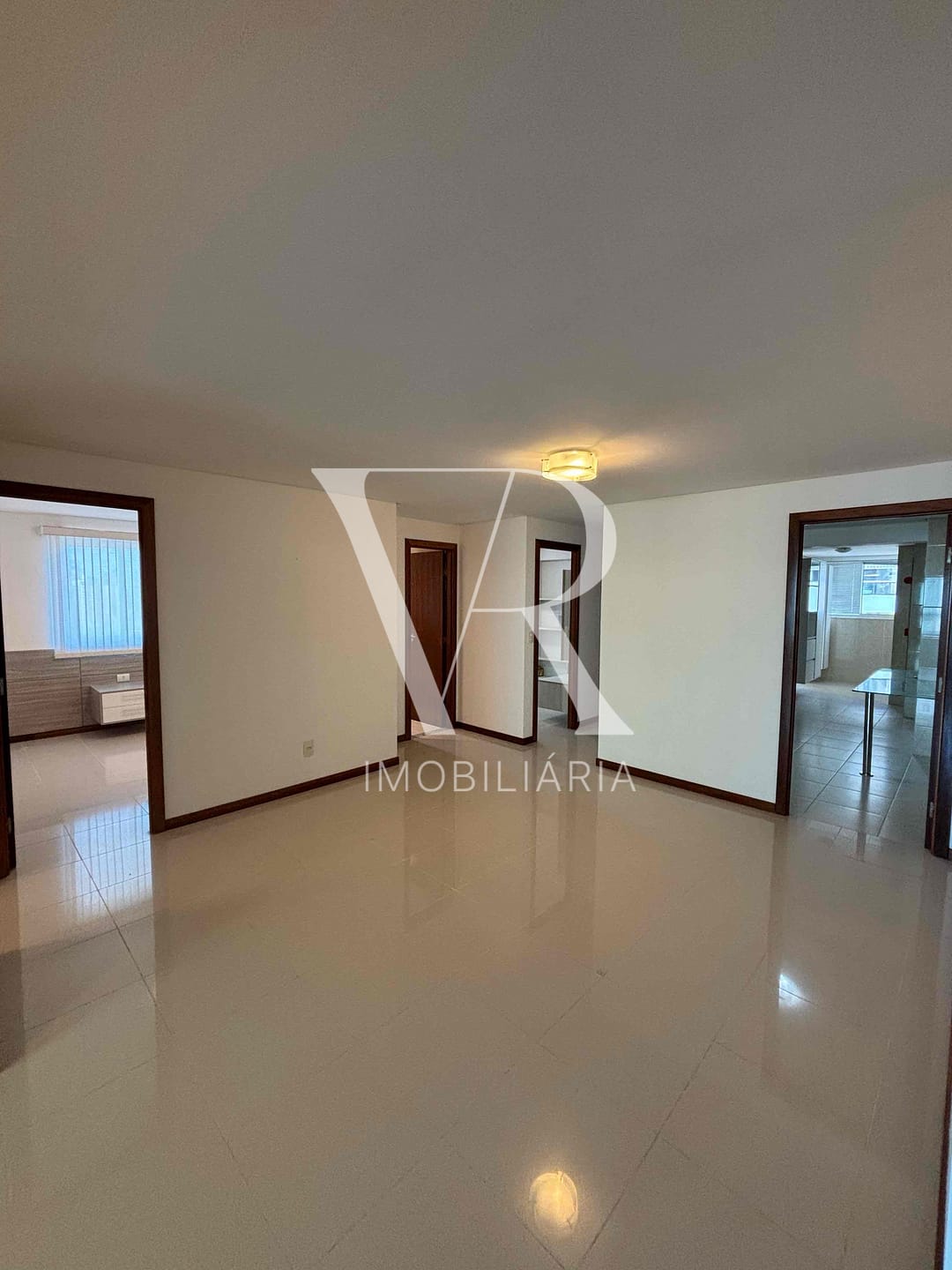 Apartamento à venda com 4 quartos, 148m² - Foto 6