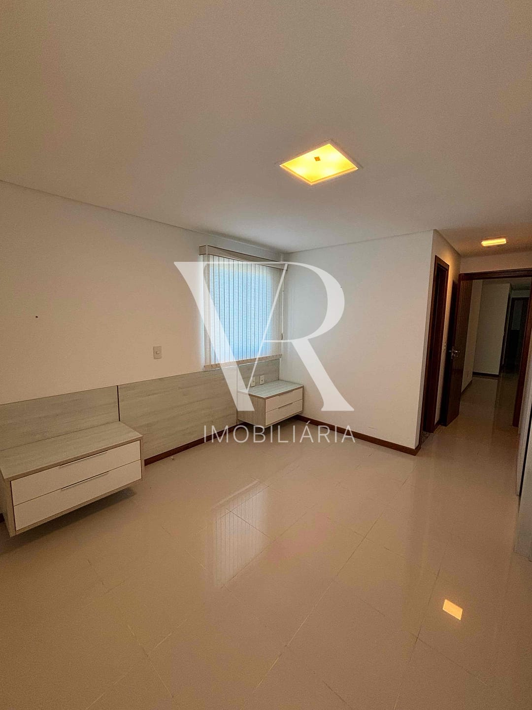Apartamento à venda com 4 quartos, 148m² - Foto 9