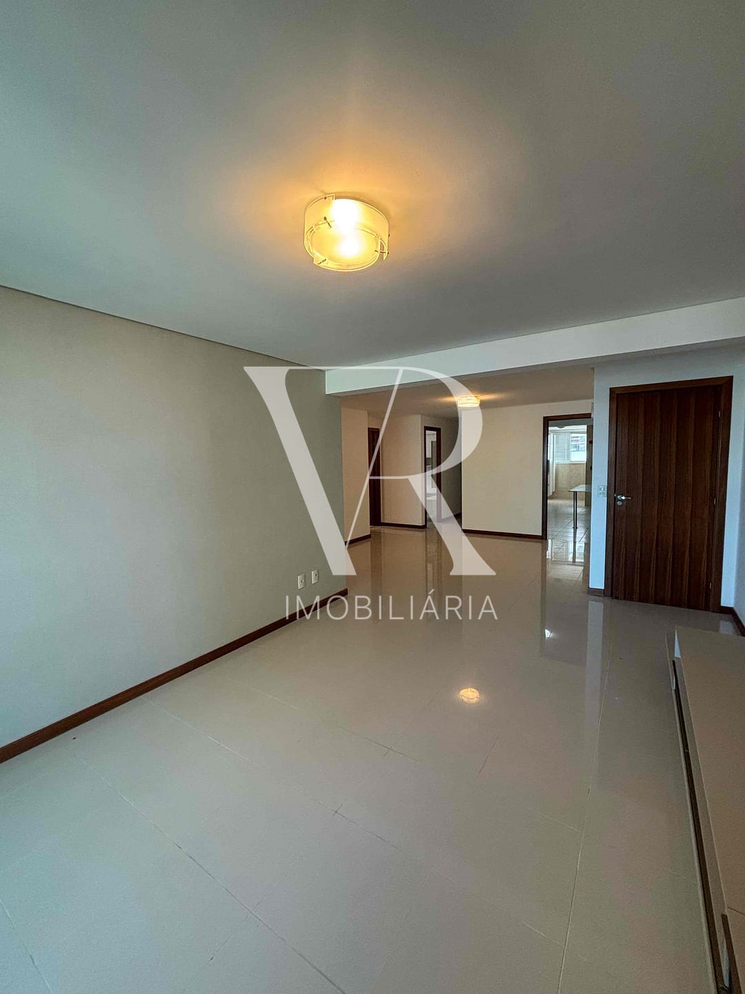 Apartamento à venda com 4 quartos, 148m² - Foto 5