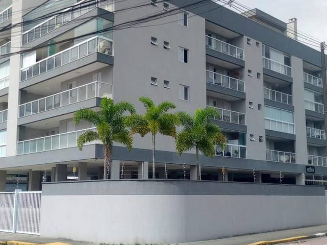 Apartamento 2 quartos e 2 banheiros, à venda, no bairro Centro em Ubatuba