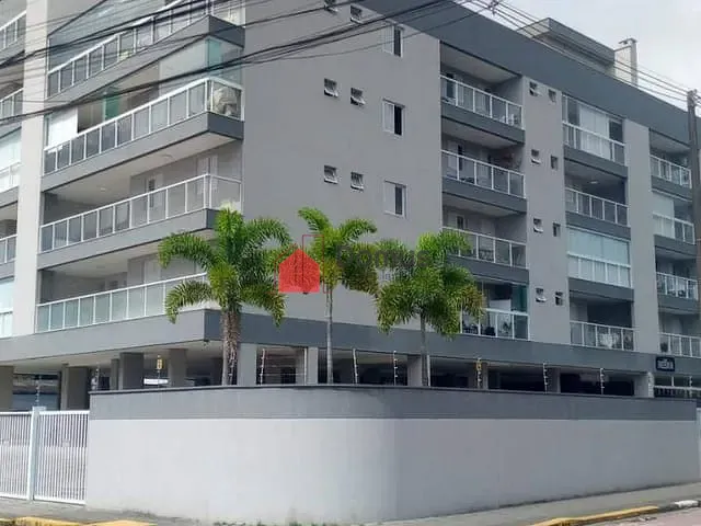 Apartamento 2 quartos e 2 banheiros, à venda, no bairro Centro em Ubatuba