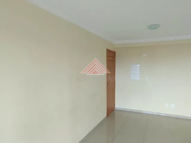 Apartamento com 76m² 3 quartos e 1 banheiro, para alugar, no bairro Vila Guarani em Mauá
