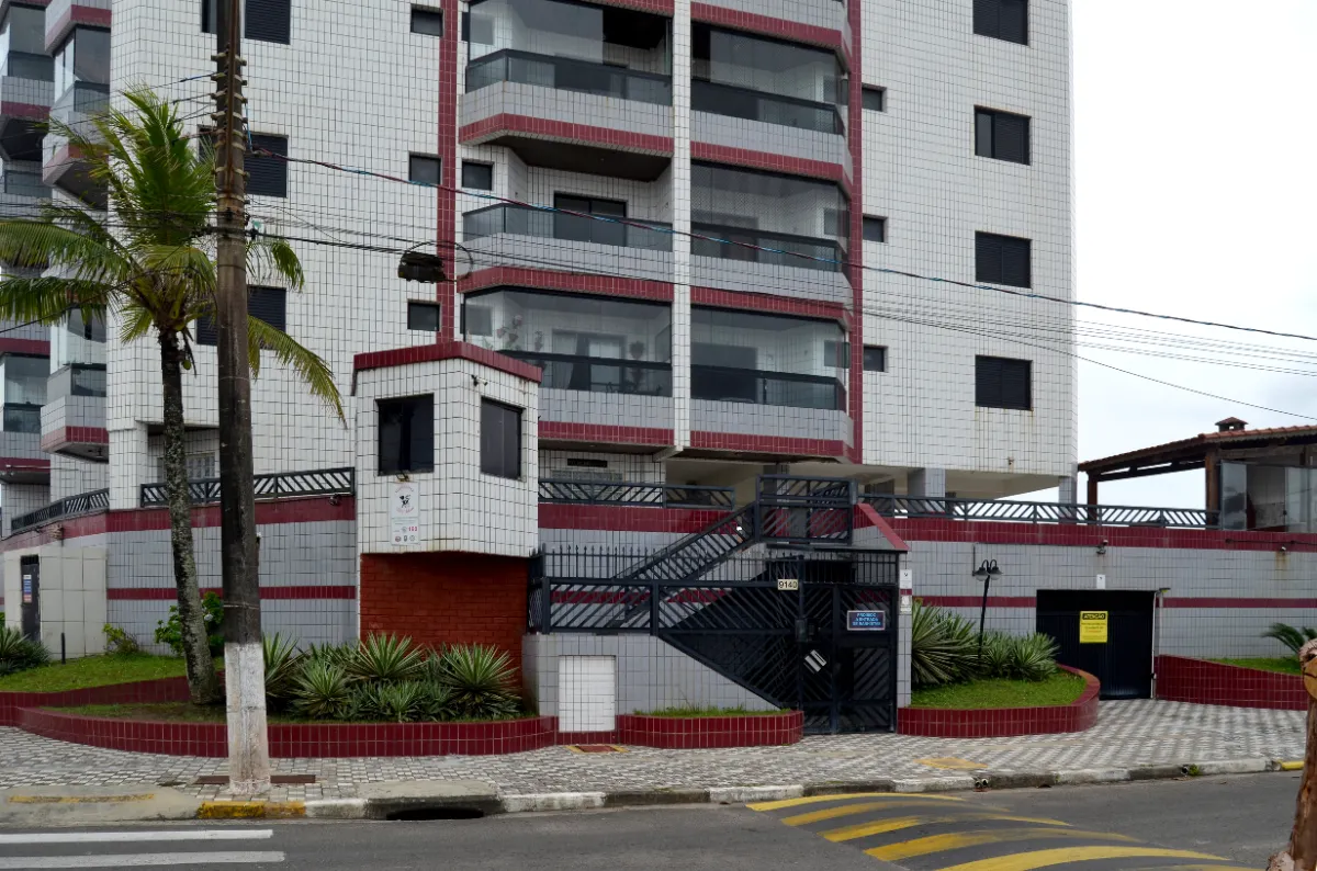 Apartamento para venda em Balneário Regina Maria com 1 quarto, 52m²