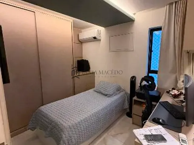 Apartamento 4 quartos e 4 banheiros, à venda, no bairro Graças em Recife