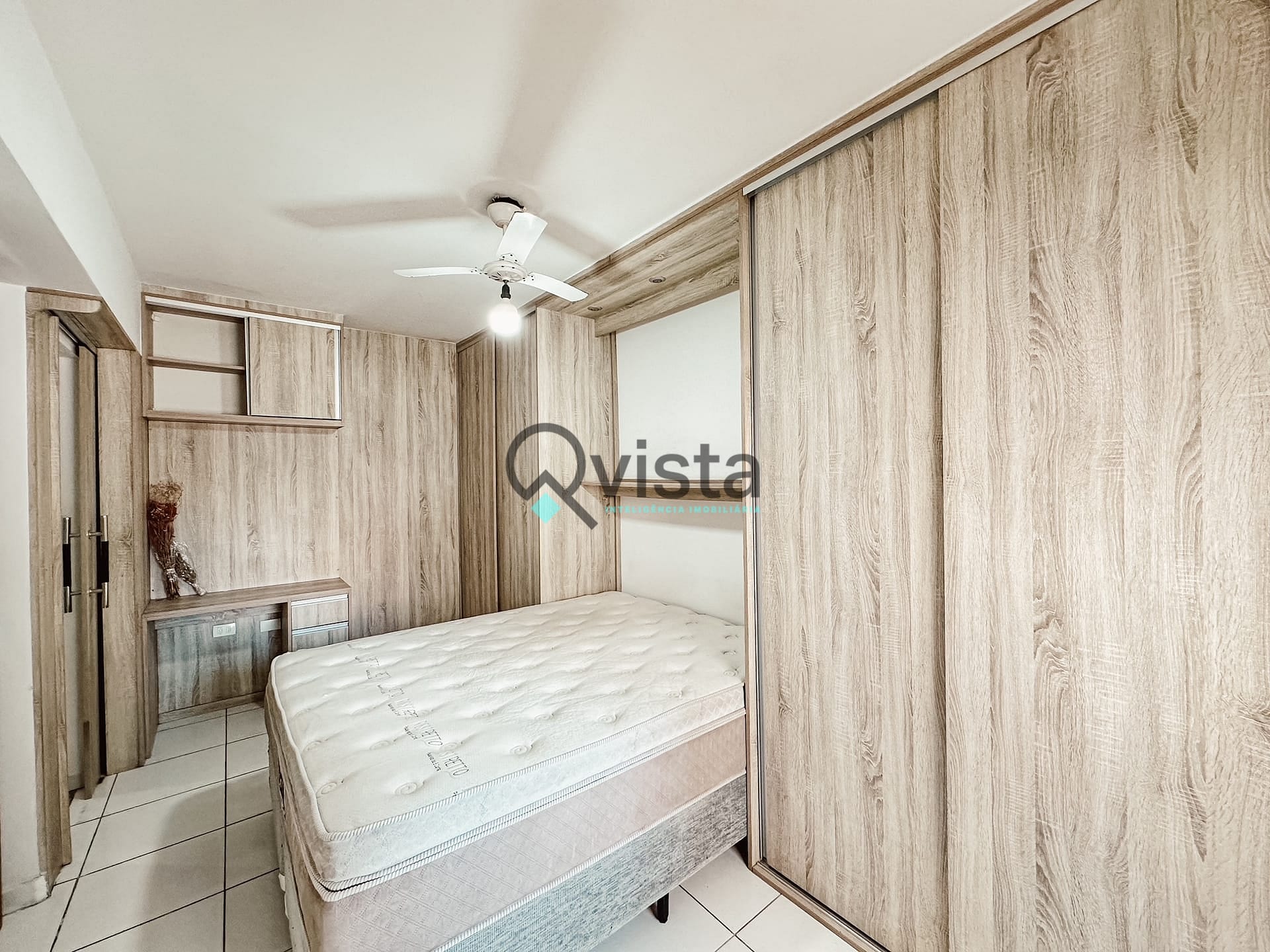 Apartamento à venda com 2 quartos, 60m² - Foto 15