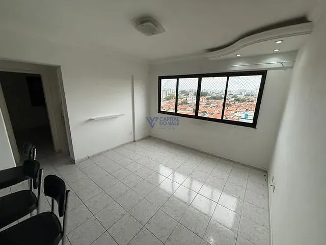 Apartamento 2 quartos e 1 banheiro, para alugar, no bairro Jardim das Indústrias em São José dos Campos