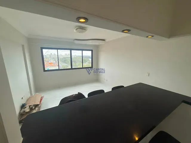 Apartamento 2 quartos e 1 banheiro, para alugar, no bairro Jardim das Indústrias em São José dos Campos