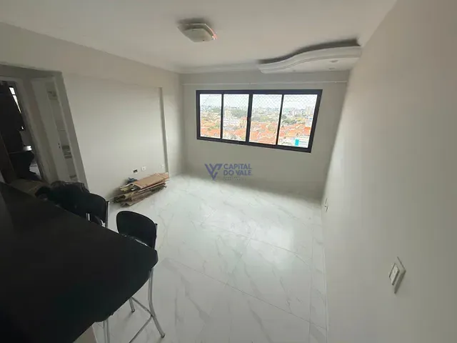 Apartamento 2 quartos e 1 banheiro, para alugar, no bairro Jardim das Indústrias em São José dos Campos