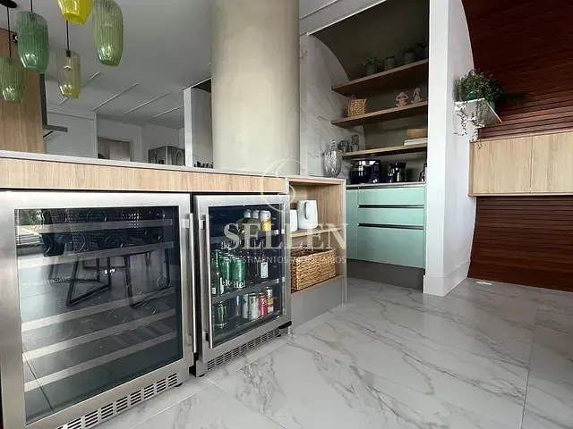 Apartamento com 308m² 3 quartos e 4 banheiros, à venda, no bairro Praia Brava em Itajaí