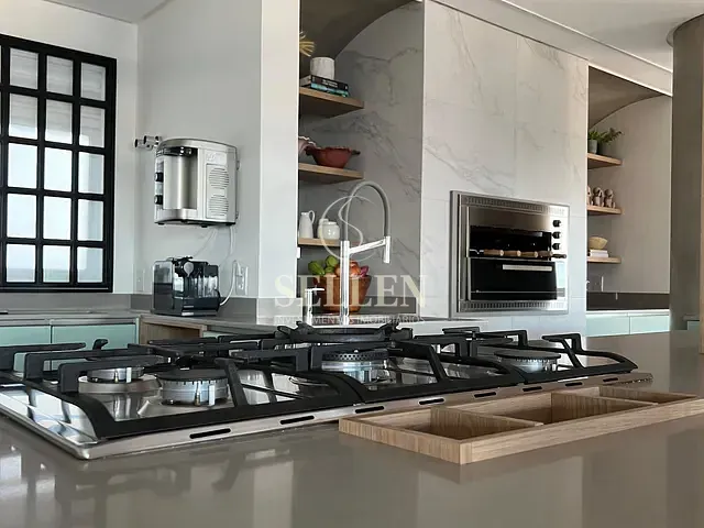 Apartamento com 308m² 3 quartos e 4 banheiros, à venda, no bairro Praia Brava em Itajaí