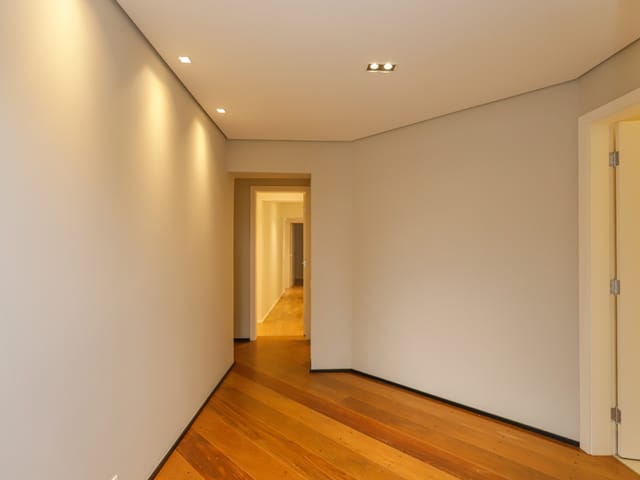 Apartamento com 200m² 4 quartos e 5 banheiros, à venda, no bairro Moema em São Paulo