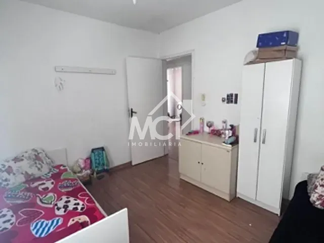 Apartamento 4 quartos e 2 banheiros, à venda, no bairro Centro em Pelotas