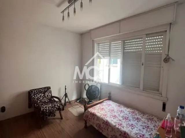 Apartamento 4 quartos e 2 banheiros, à venda, no bairro Centro em Pelotas