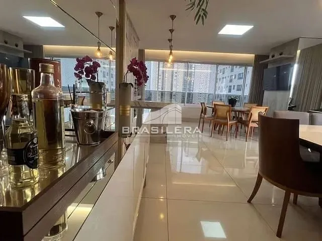 Apartamento com 207m² 3 quartos e 5 banheiros, à venda, no bairro Setor Bueno em Goiânia